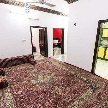 Al Eairy Furnished Apartments - Al Bahah 3 Экстерьер фото