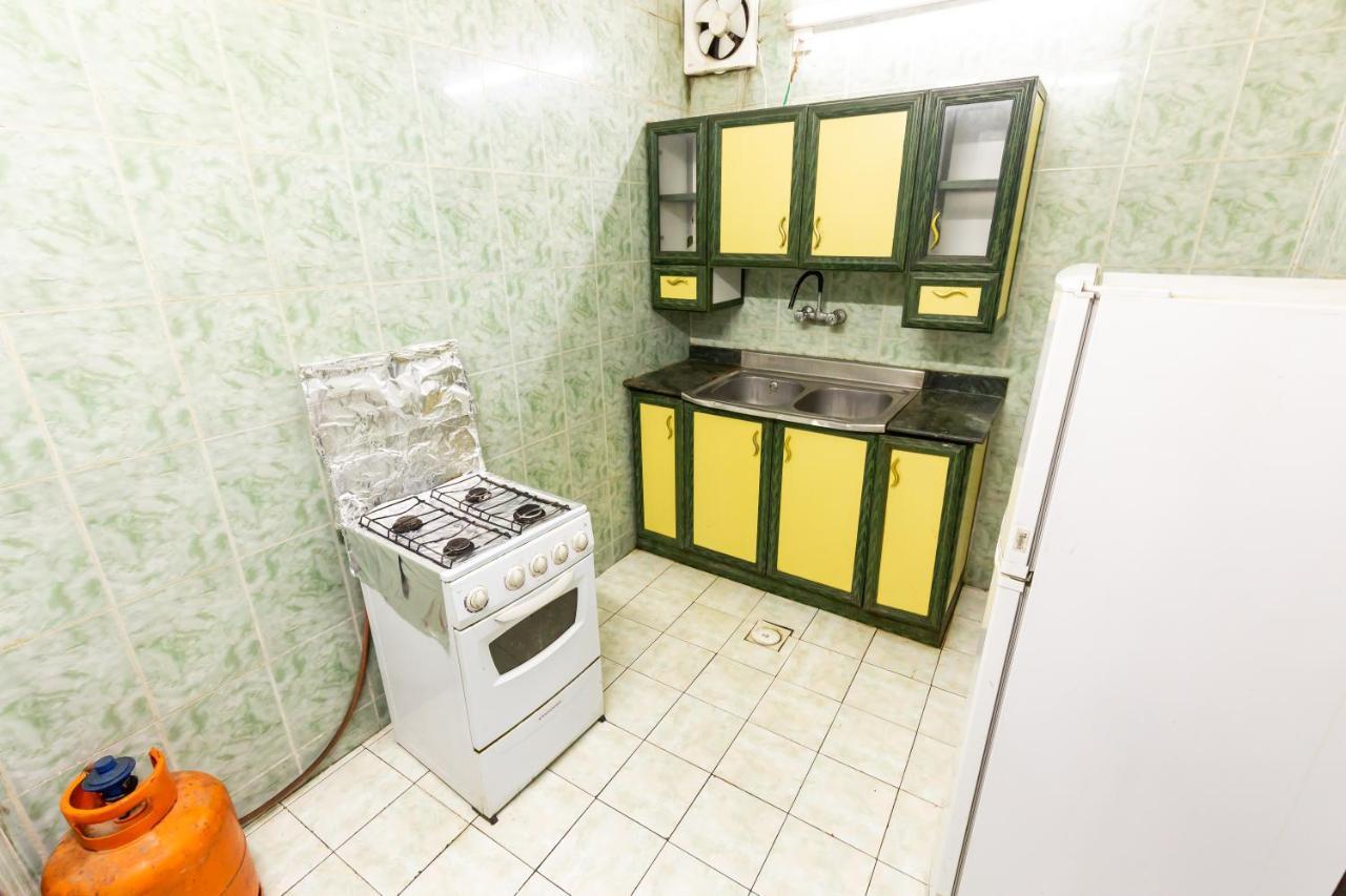 Al Eairy Furnished Apartments - Al Bahah 3 Экстерьер фото