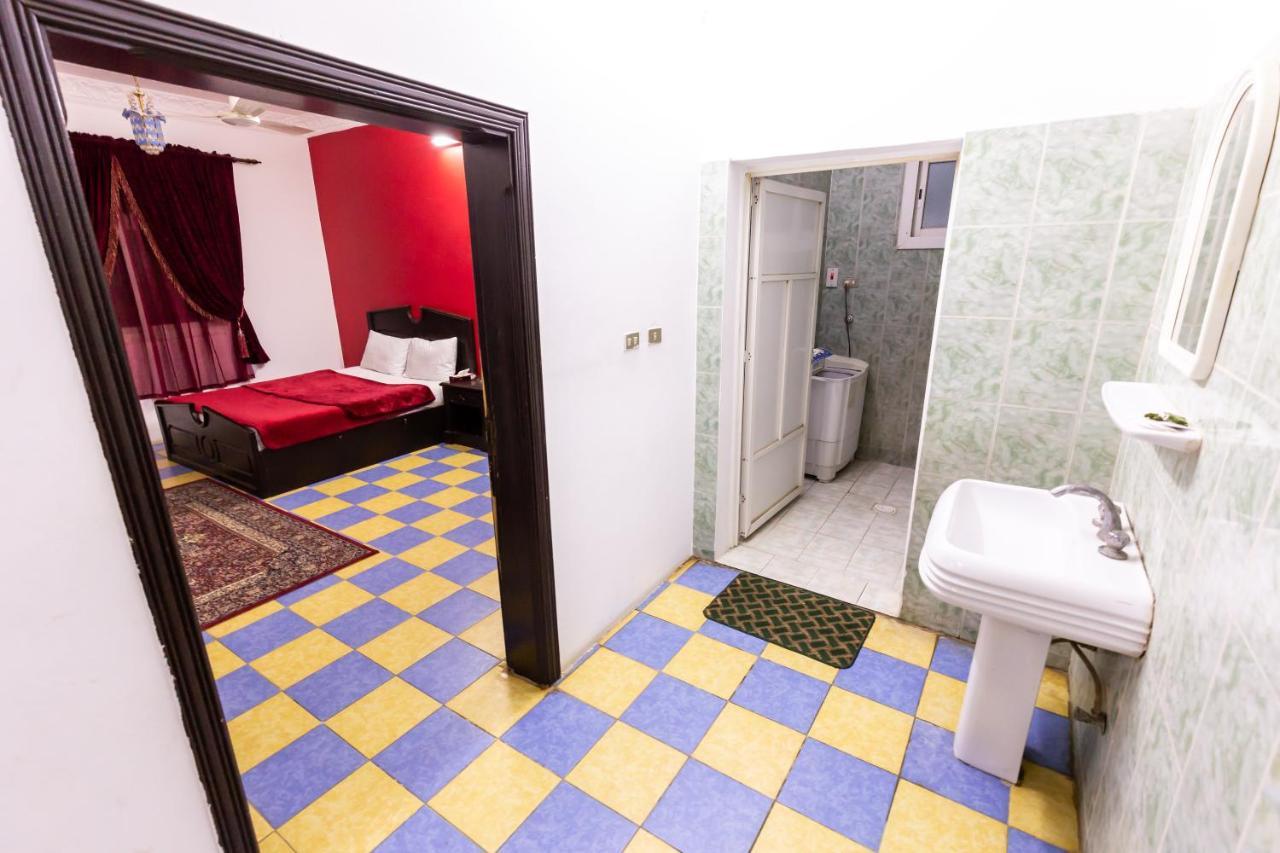 Al Eairy Furnished Apartments - Al Bahah 3 Экстерьер фото