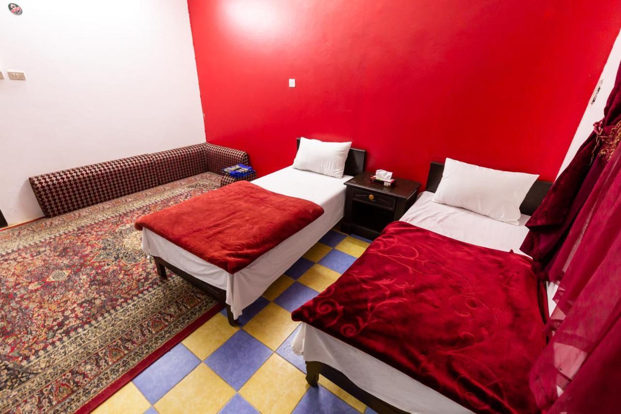 Al Eairy Furnished Apartments - Al Bahah 3 Экстерьер фото